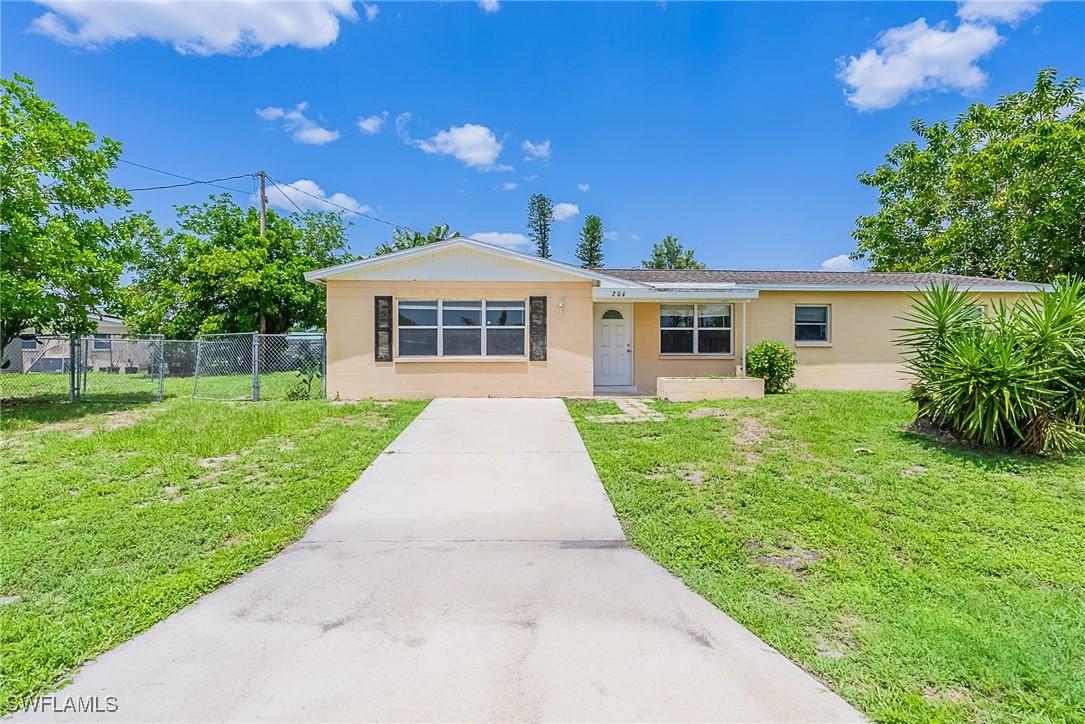204 Alabama Ct., Lehigh Acres, FL 33936