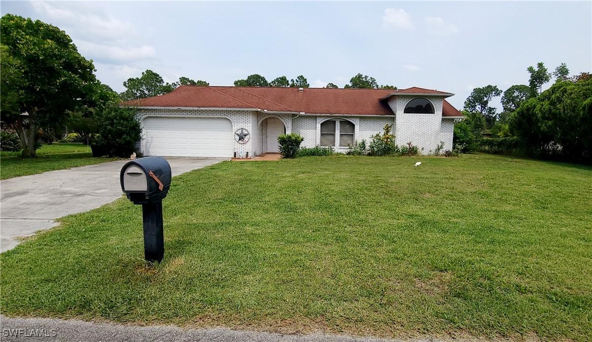 404 Roosevelt Ave., Lehigh Acres, FL 33936