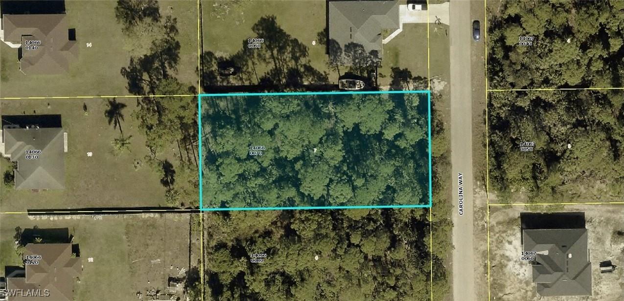 307 Carolina Way, Lehigh Acres, FL 33936