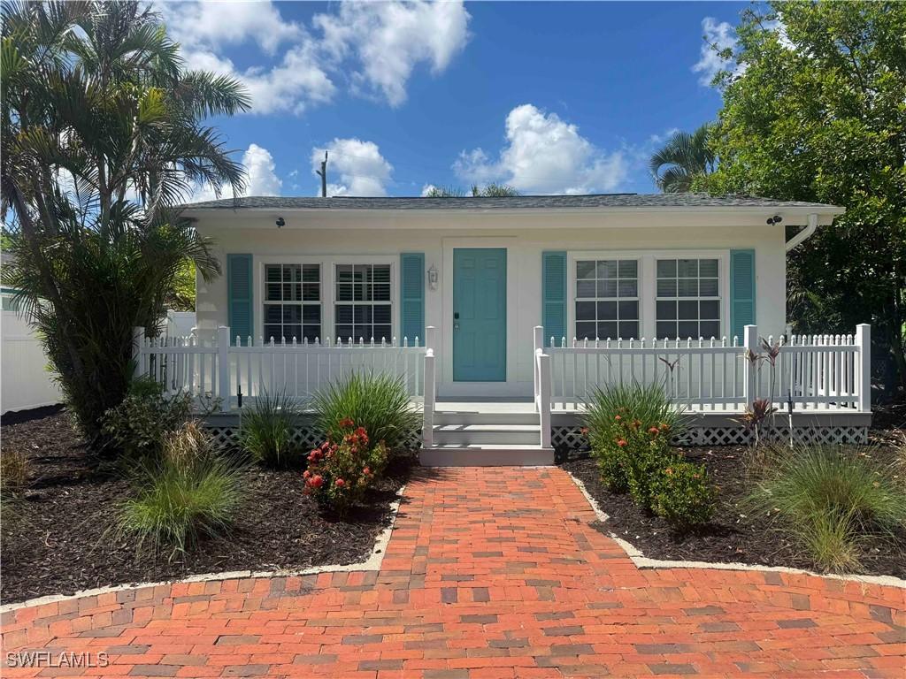 1012 Ridge St., Naples, FL 34103