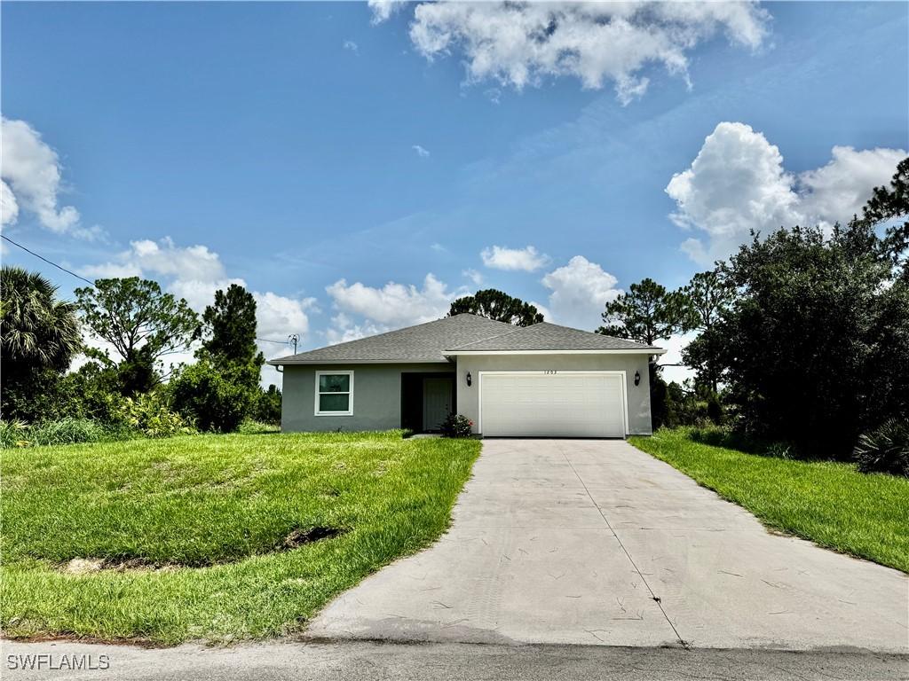 1203 Bermar St., Fort Myers, FL 33913