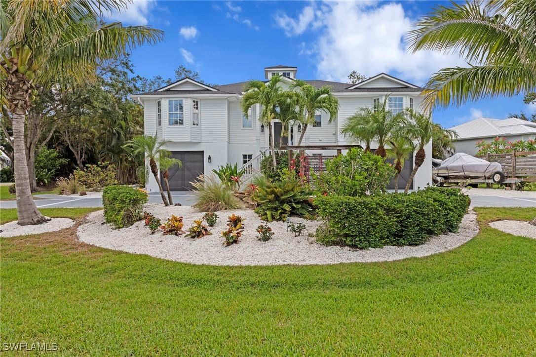 18011 Parkridge Ct., Fort Myers, FL 33908