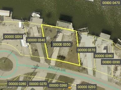 3924 Areca Dr., St James City, FL 33956