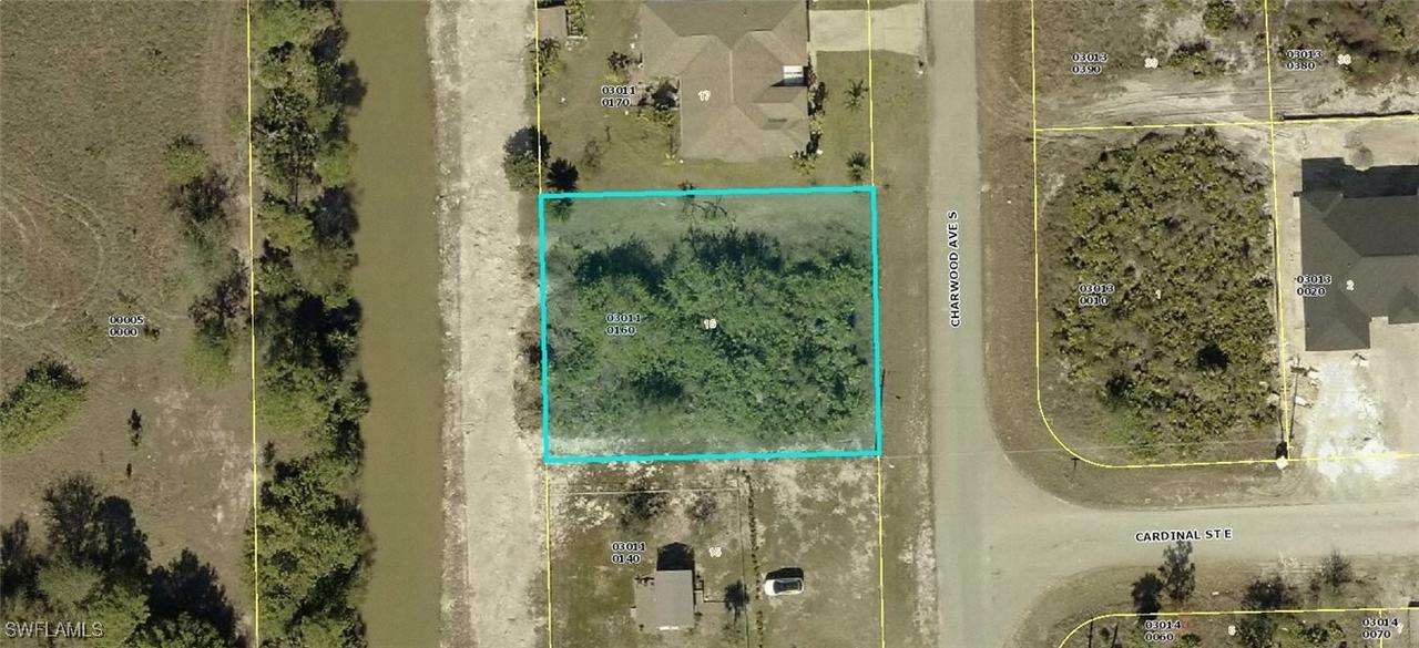 368 Charwood Ave., Lehigh Acres, FL 33974
