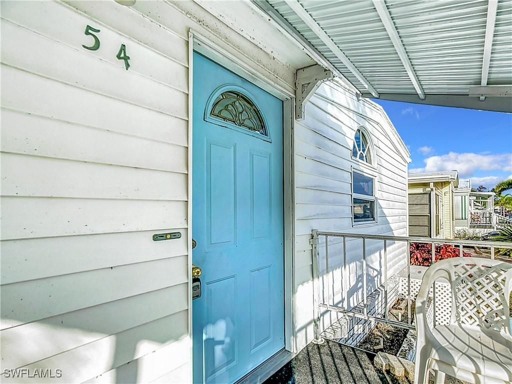 54 La Fonda Ln., North Fort Myers, FL 33903