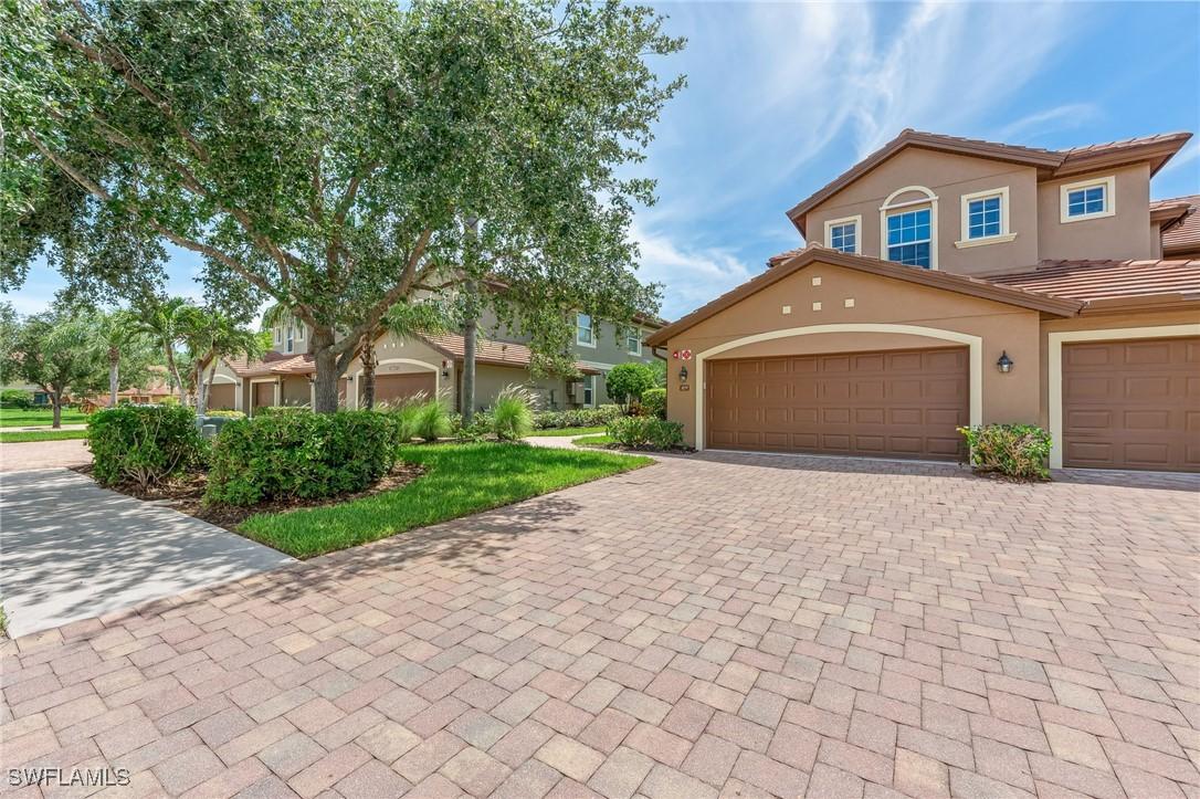 6666 Alden Woods Cir. #101, Naples, FL 34113