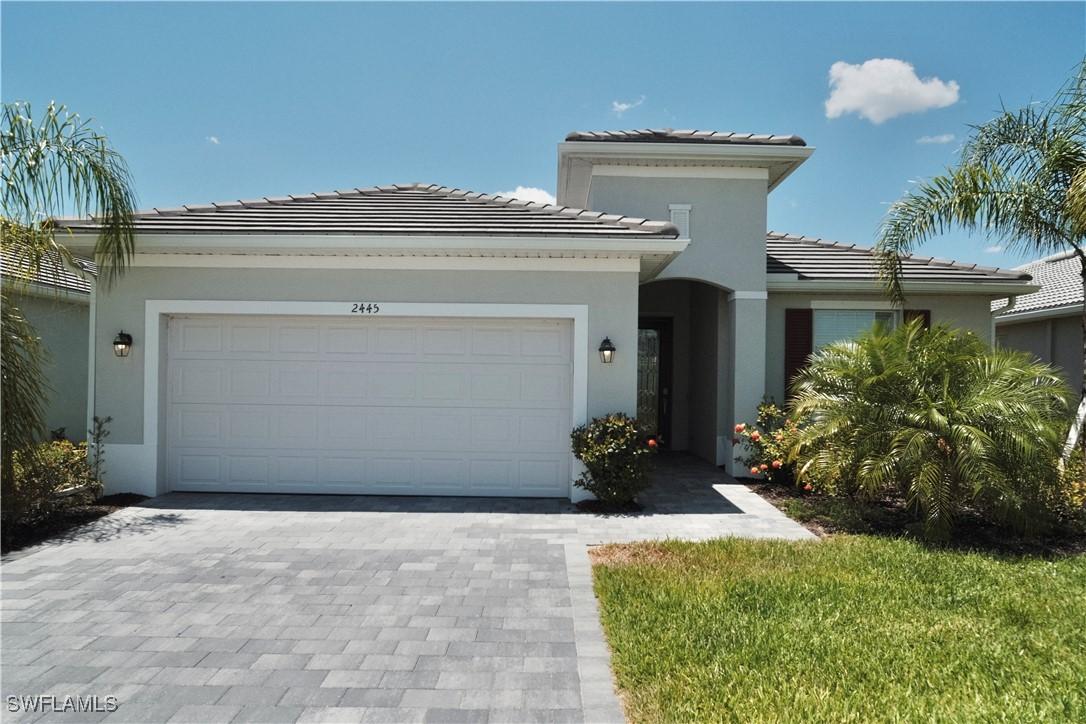 2445 Orchard St., Naples, FL 34120