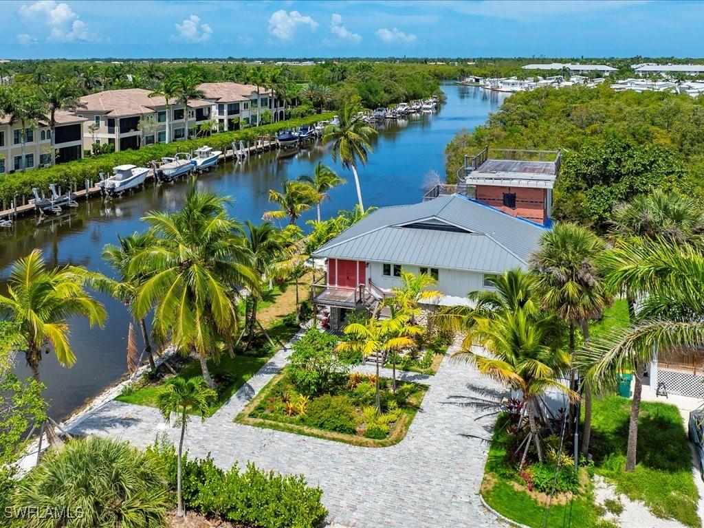 2998 Poplar St., Naples, FL 34112