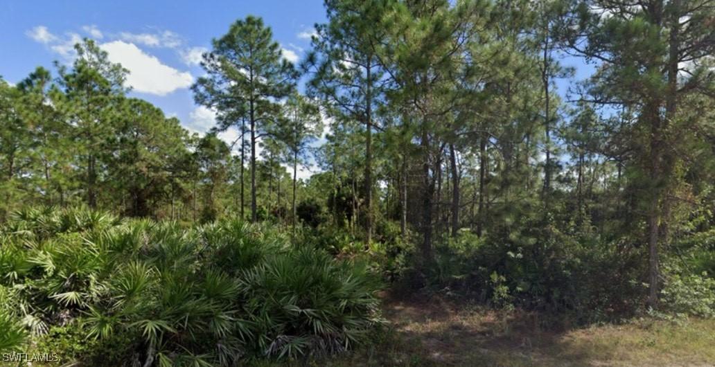 1620 Magnolia Ave., Lehigh Acres, FL 33972