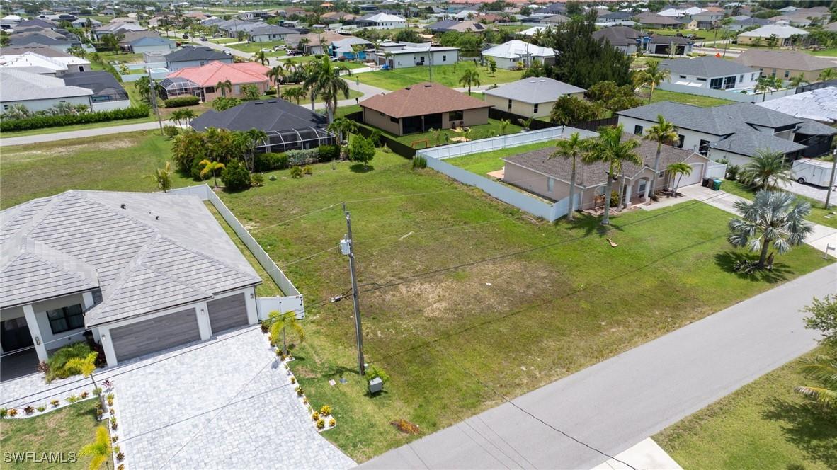 105 NW 35th Pl., Cape Coral, FL 33993