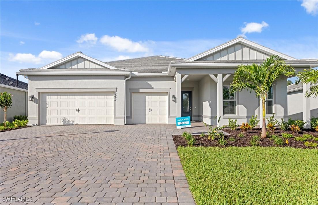 6992 Chapel Creek Ln., North Fort Myers, FL 33917