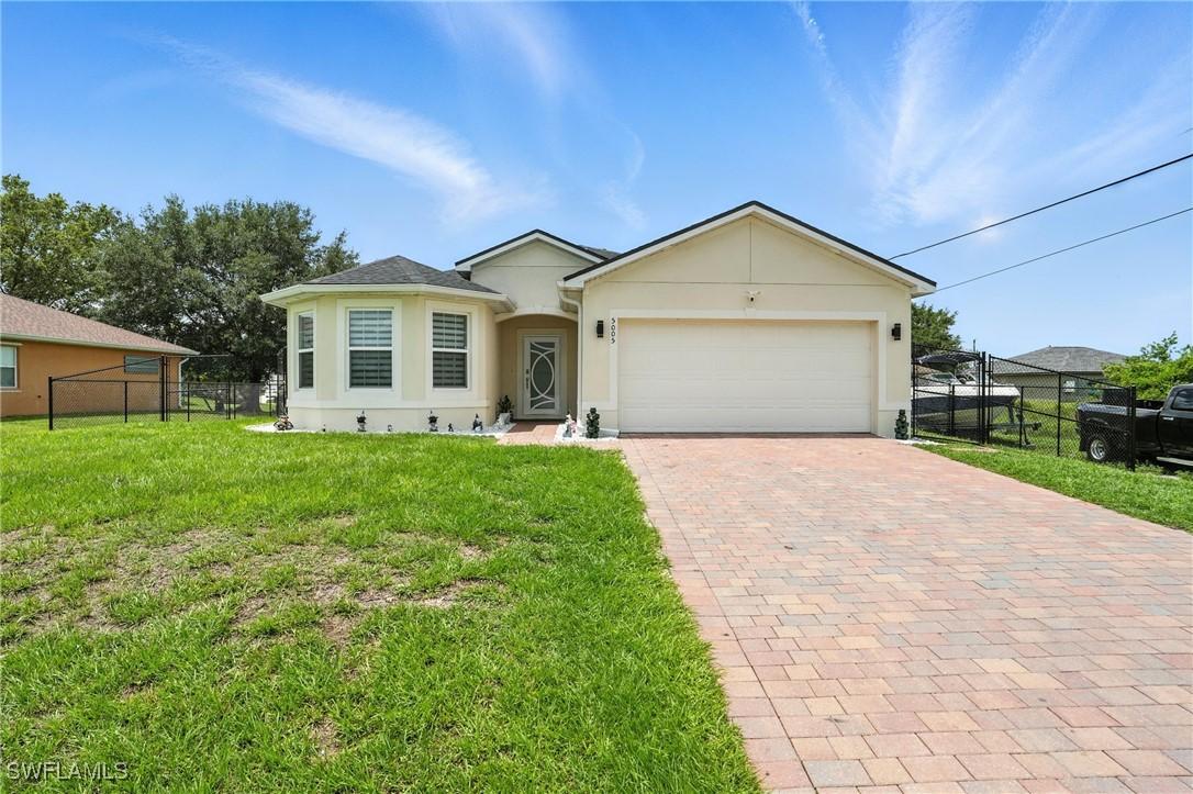5005 Beauty St., Lehigh Acres, FL 33971