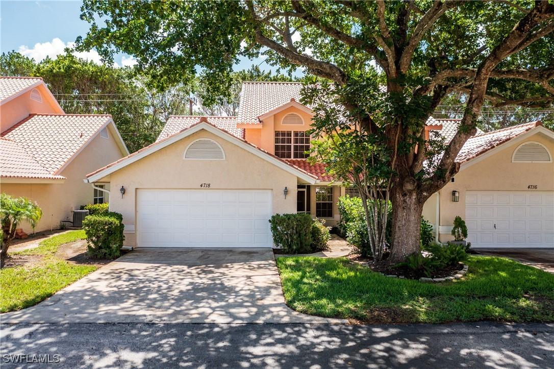 4718 Via Carmen #13, Naples, FL 34105