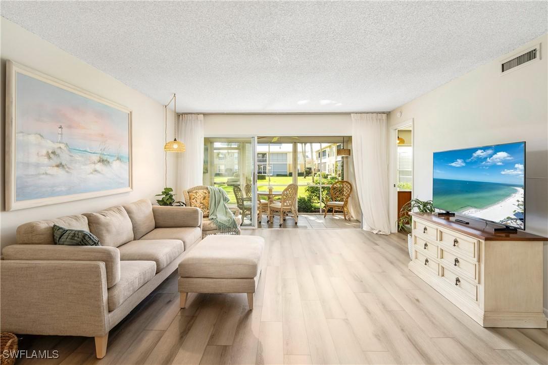 401 Charlemagne Blvd. #C112, Naples, FL 34112