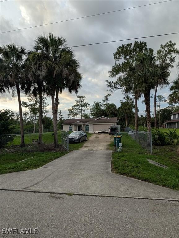 1071 16th Ave., Naples, FL 34120