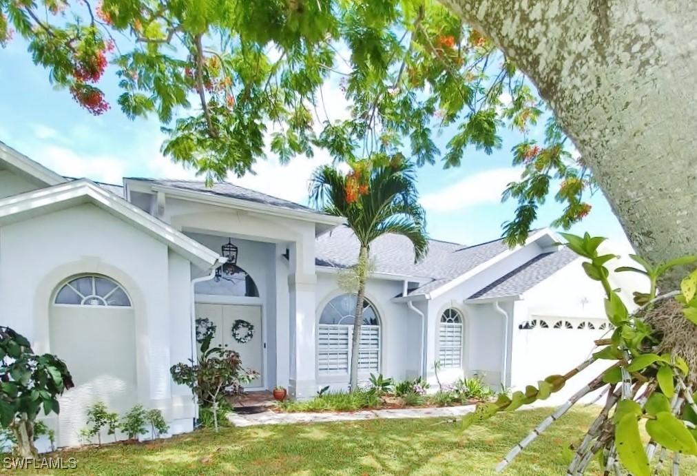 726 NW 37th Pl., Cape Coral, FL 33993