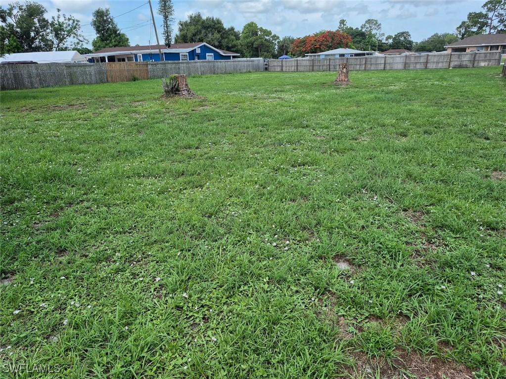 20 Illinois Rd., Lehigh Acres, FL 33936