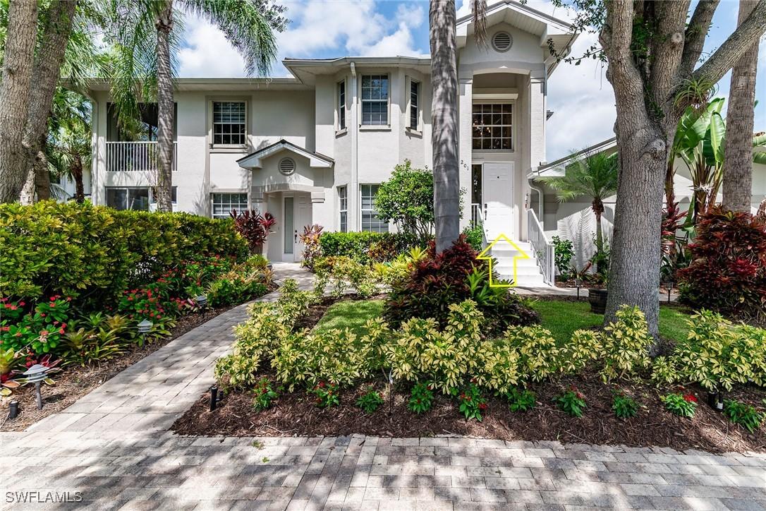 5040 Yacht Harbor Cir. #6, Naples, FL 34112