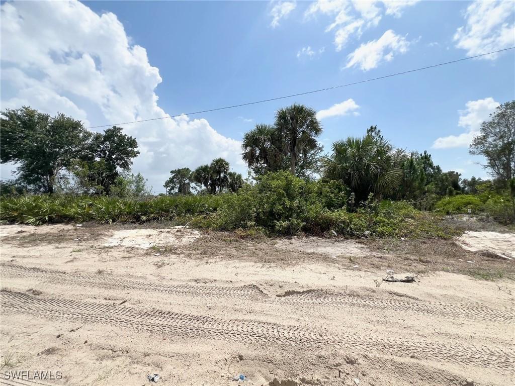 605 Alabama Rd., Lehigh Acres, FL 33974