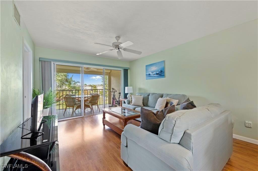 1018 Manatee Rd. #E302, Naples, FL 34114