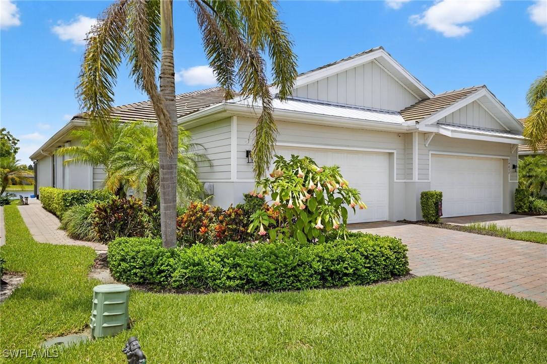 14803 Edgewater Cir., Naples, FL 34114