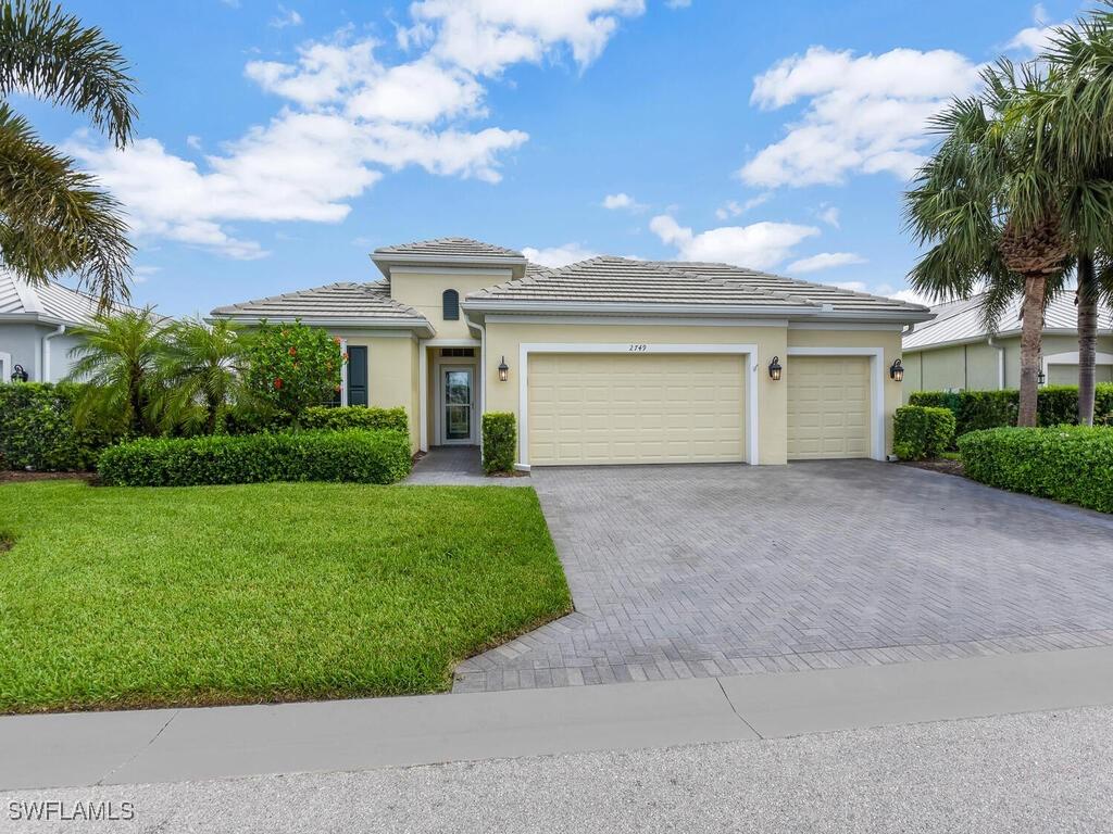 2749 Lambay Ct., Cape Coral, FL 33991