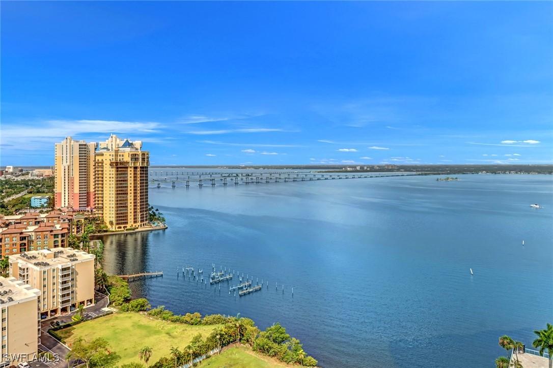 3000 Oasis Grand Blvd. #2205, Fort Myers, FL 33916