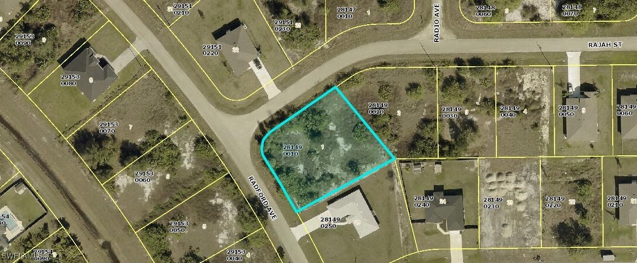 426 Rajah St., Lehigh Acres, FL 33974