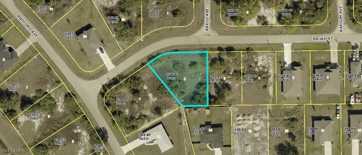 428 Rajah St., Lehigh Acres, FL 33974