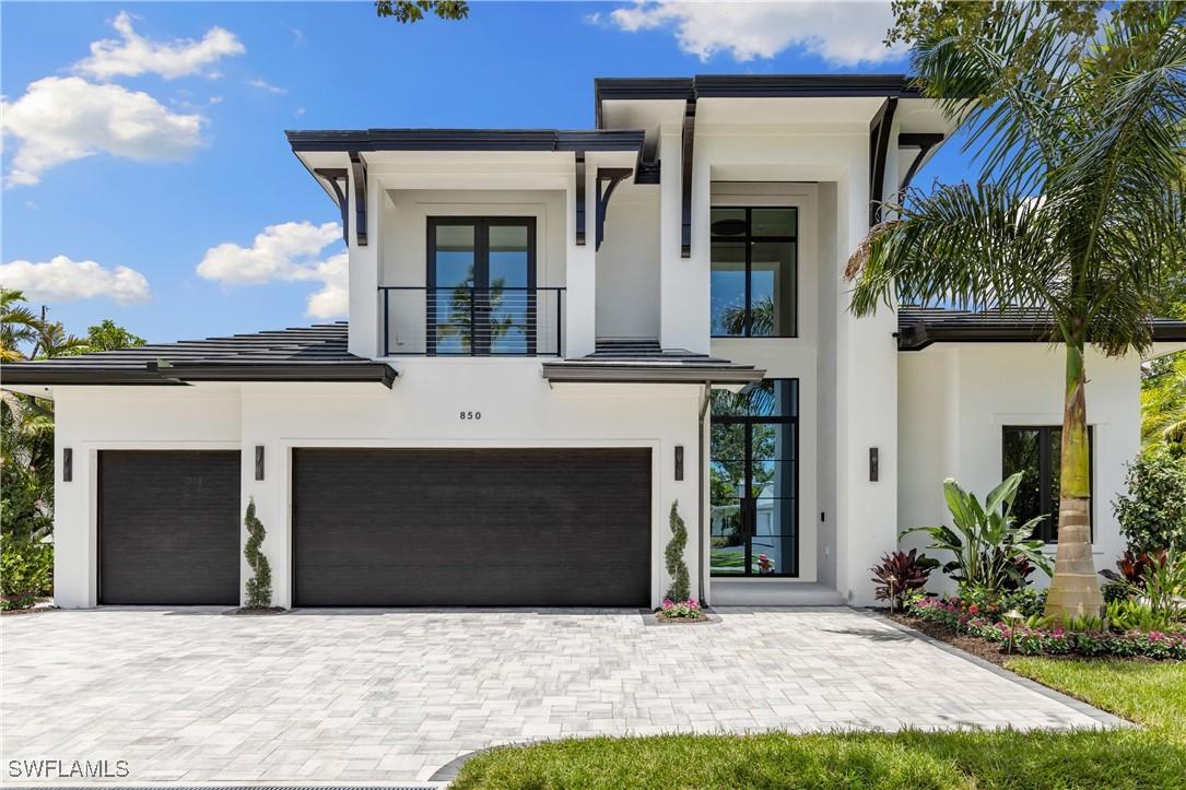 850 10th St., Naples, FL 34102