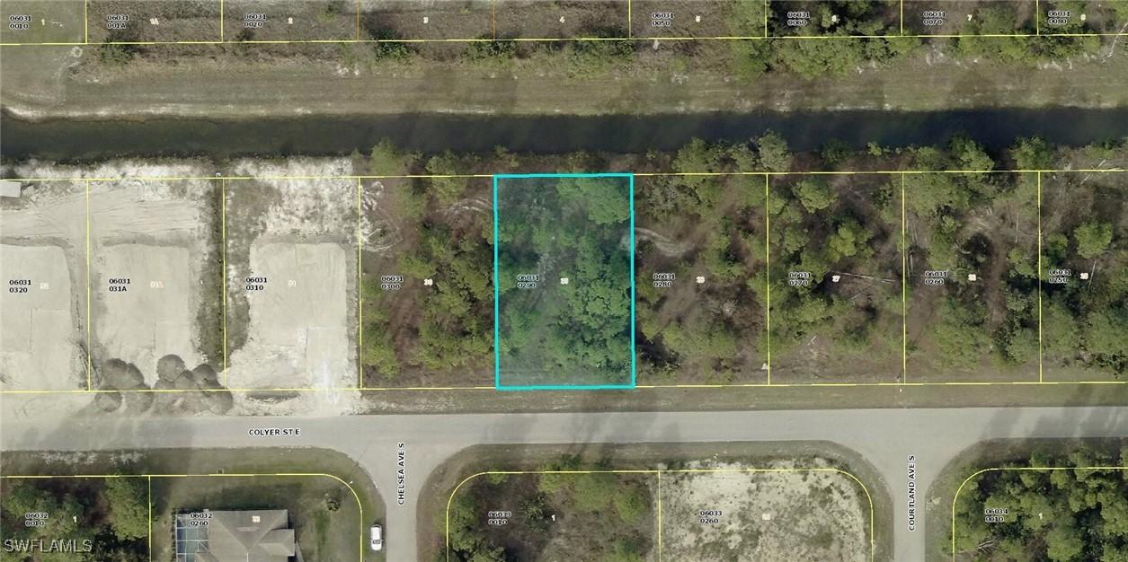 735 Colyer St., Lehigh Acres, FL 33974