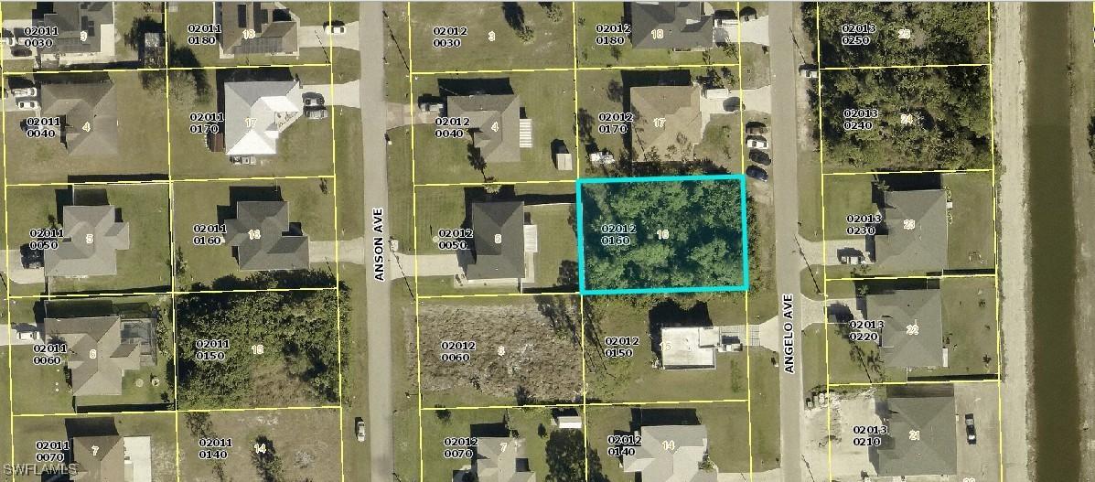 1015 Angelo Ave., Lehigh Acres, FL 33971