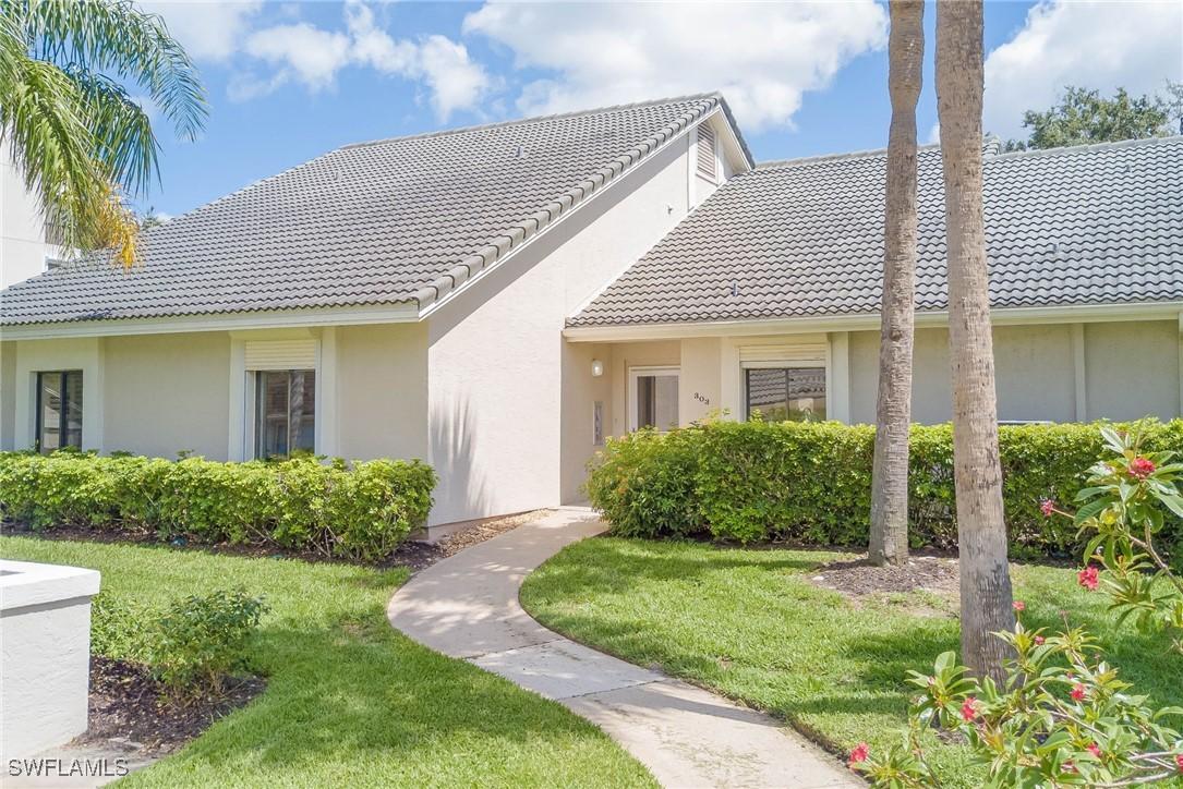303 Arbor Lake Dr. #3-102, Naples, FL 34110
