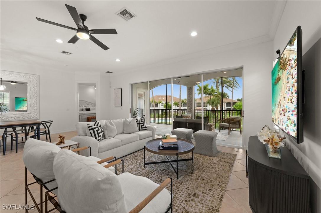 5004 Maxwell Cir. #3-202, Naples, FL 34105