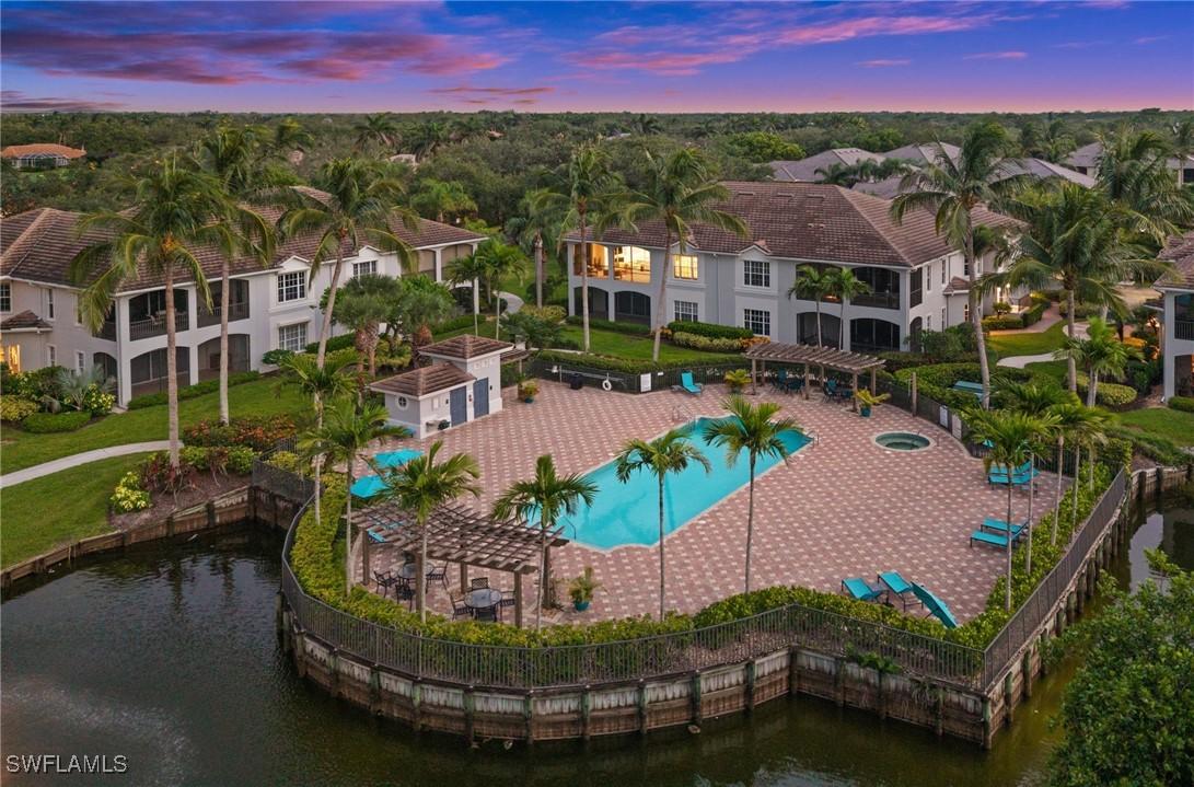 5004 Maxwell Cir. #202, Naples, FL 34105