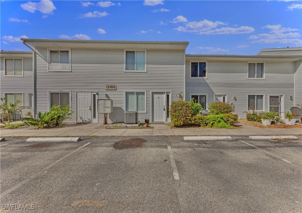 13160 Kings Point Dr. #4, Fort Myers, FL 33919