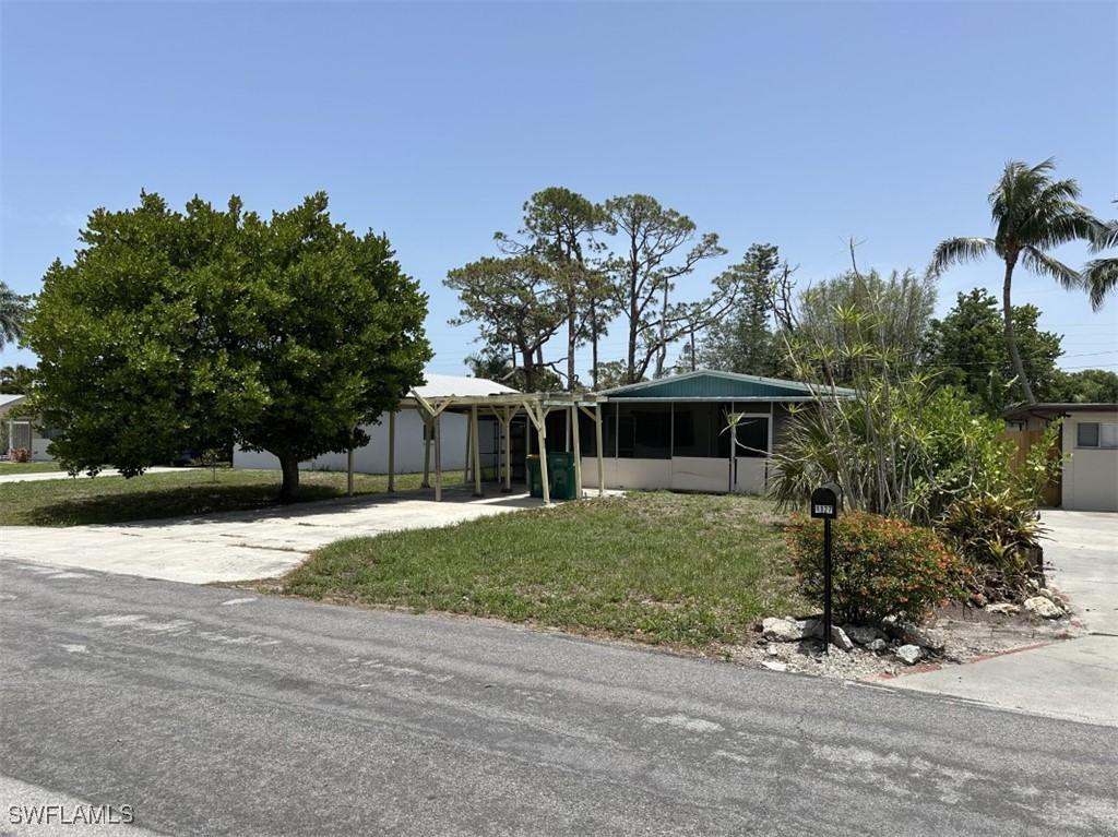 1115 Sperling Ave., Naples, FL 34103