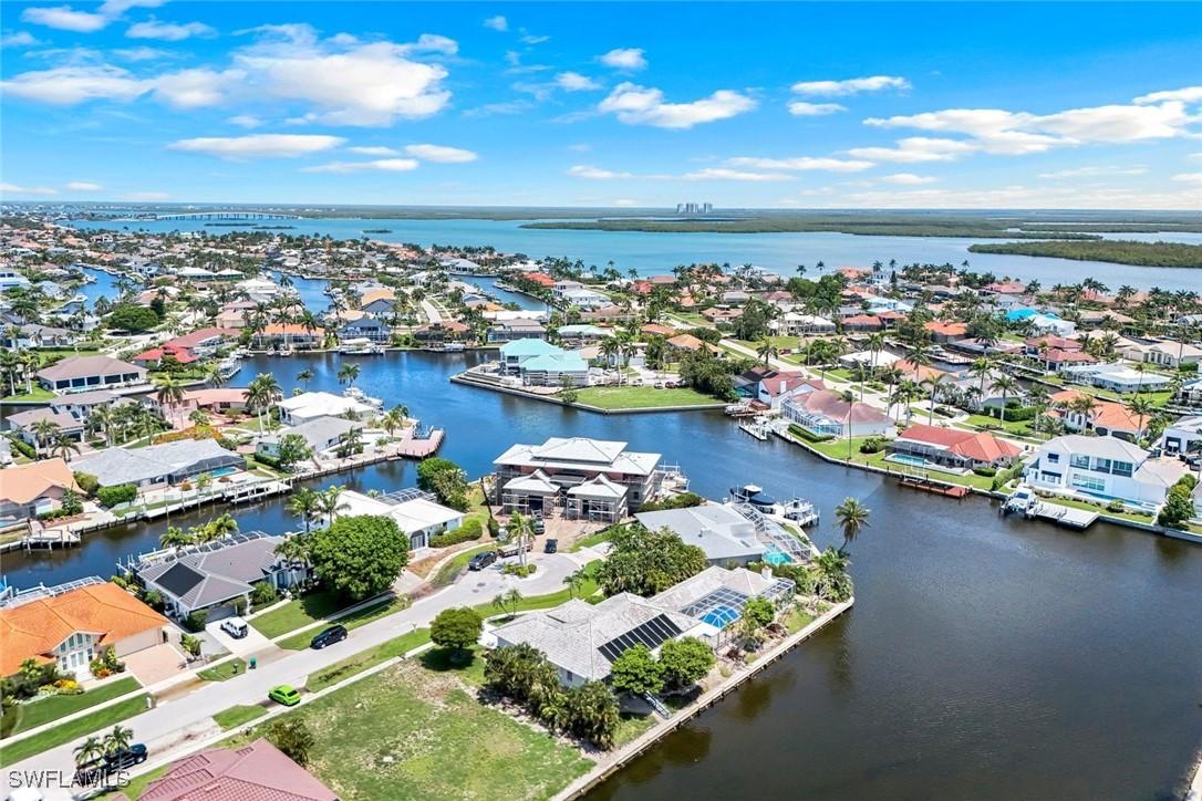 1895 Woodbine Ct., Marco Island, FL 34145