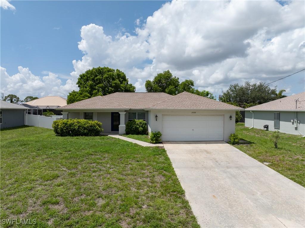 2226 NE 34th Ter., Cape Coral, FL 33909