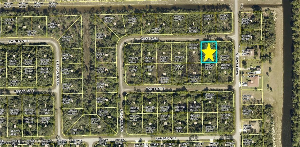 1246 Rake St., Lehigh Acres, FL 33974