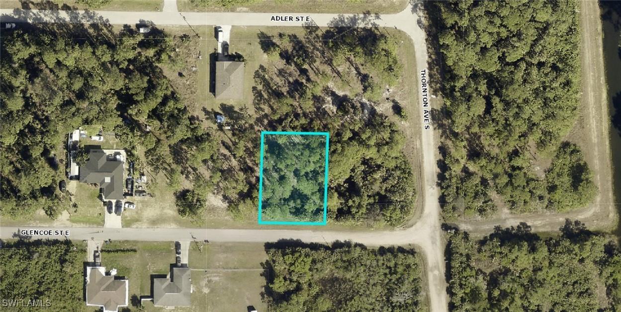859 Glencoe St., Lehigh Acres, FL 33974
