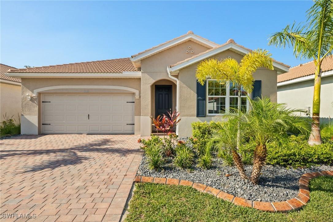 3856 Crosswater Dr., North Fort Myers, FL 33917
