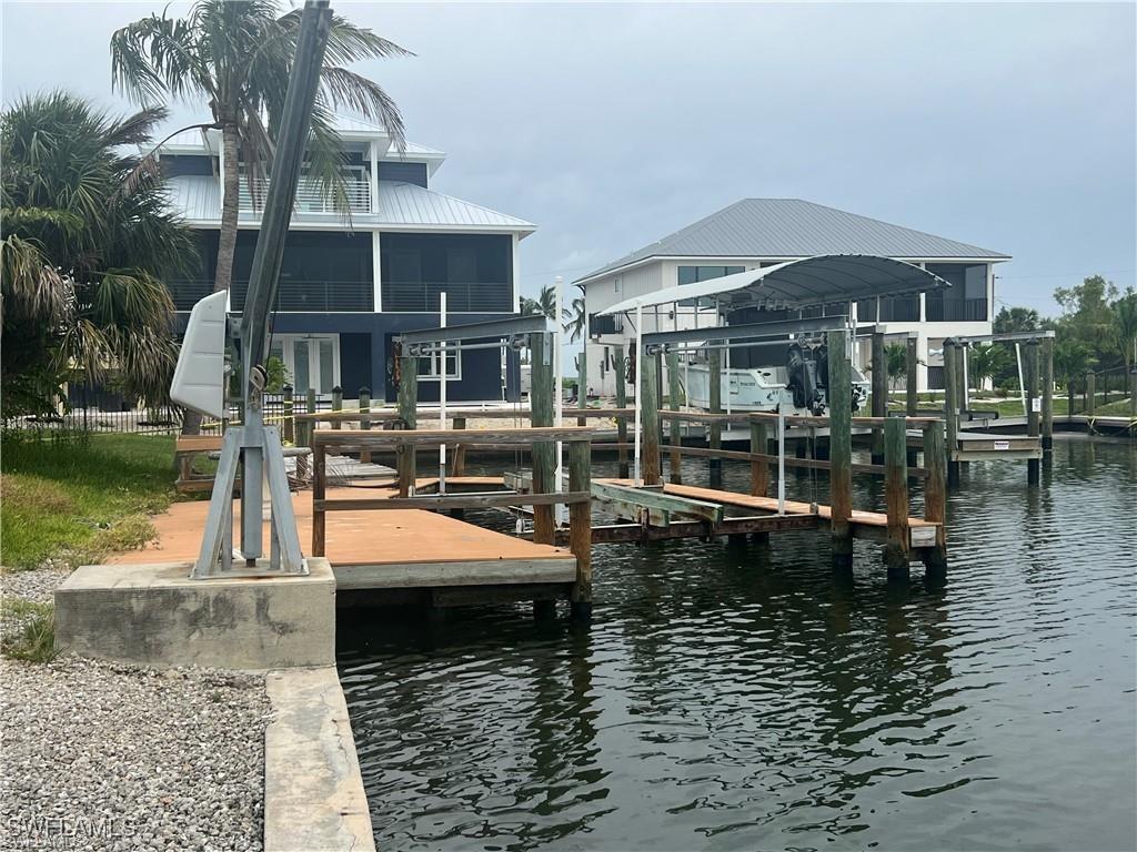 3 Palmview Blvd., Fort Myers Beach, FL 33931