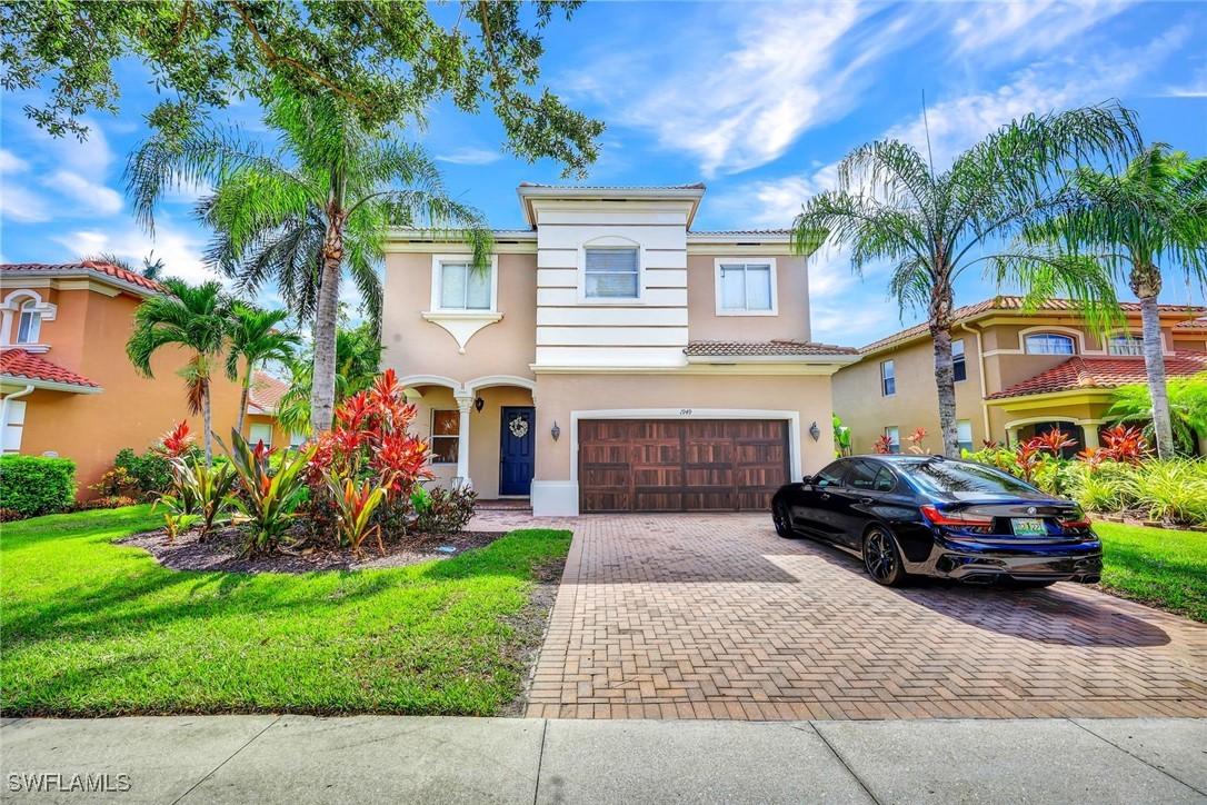 1949 Par Dr., Naples, FL 34120