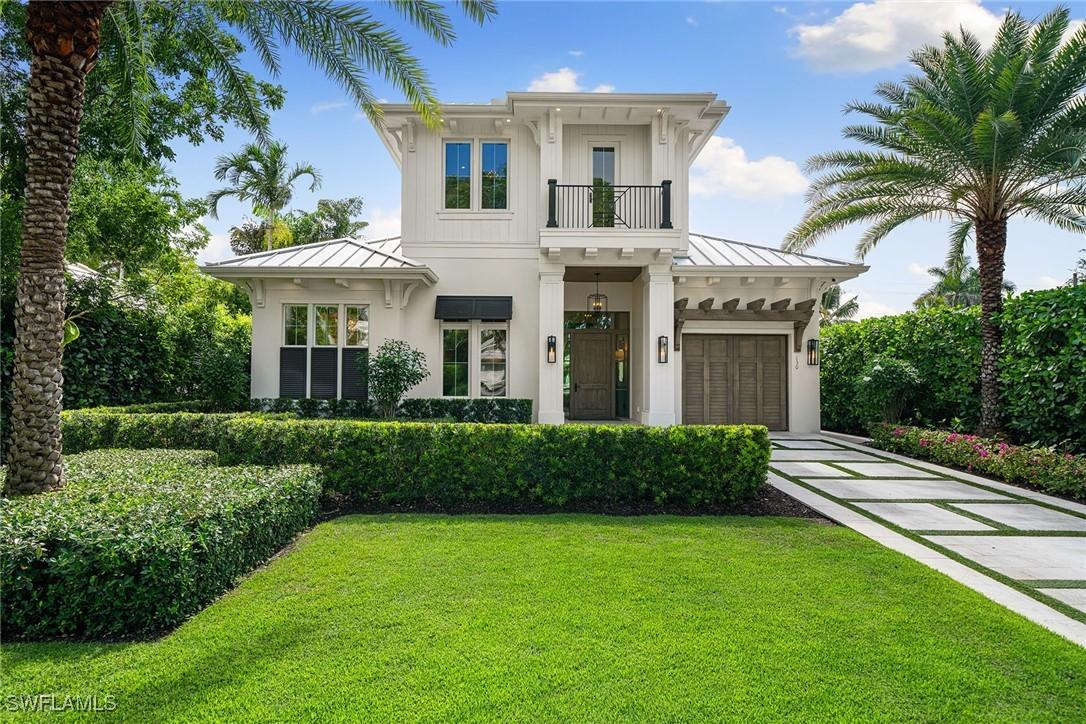 150 6th St., Naples, FL 34102