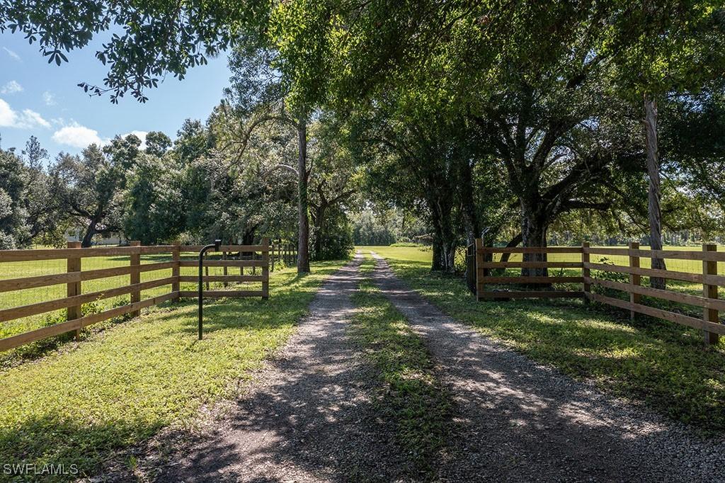 15621 Wendy Ln., Fort Myers, FL 33905