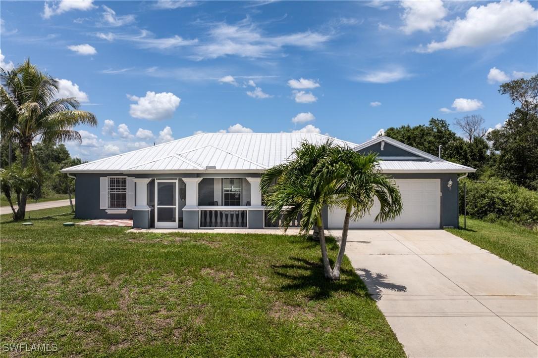 2044 Wanda Ave., Lehigh Acres, FL 33971