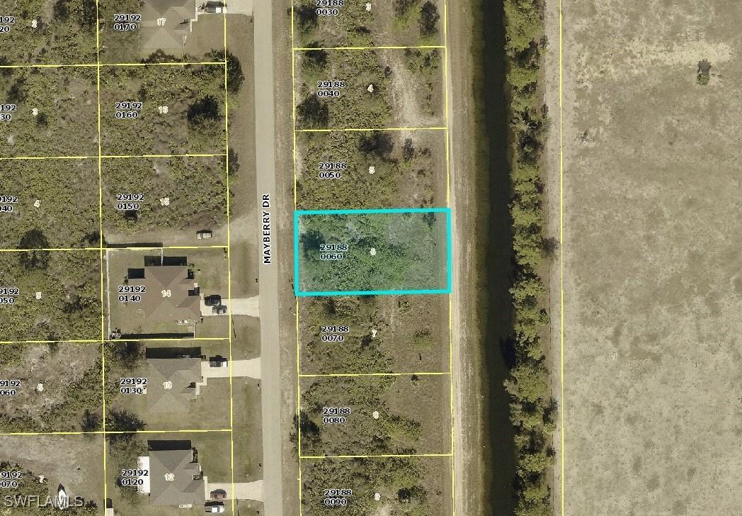 1866 Mayberry Dr., Lehigh Acres, FL 33972