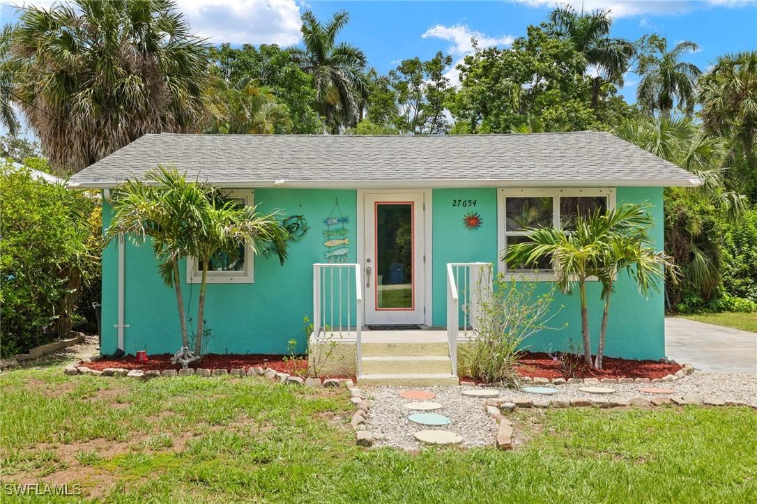 27654 Tennessee St., Bonita Springs, FL 34135