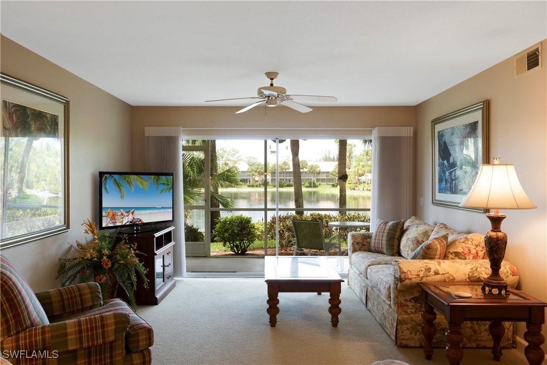 2396 Hidden Lake Dr. #3, Naples, FL 34112